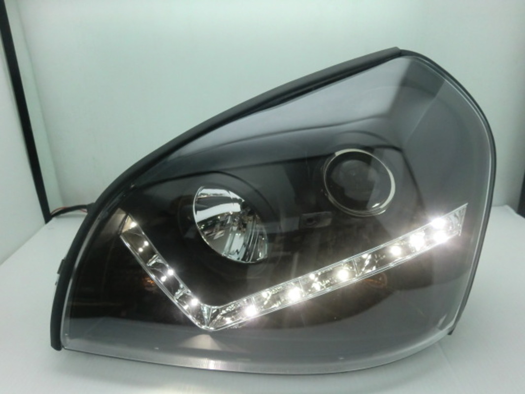 2005/03-2010 TUCSON 黑框R8魚眼 大燈
